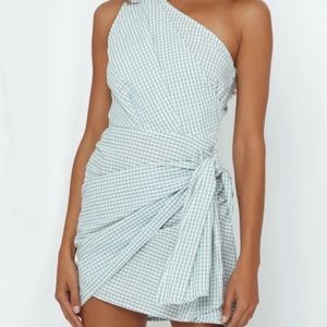 M or 6 hello molly, green and white plaid dress